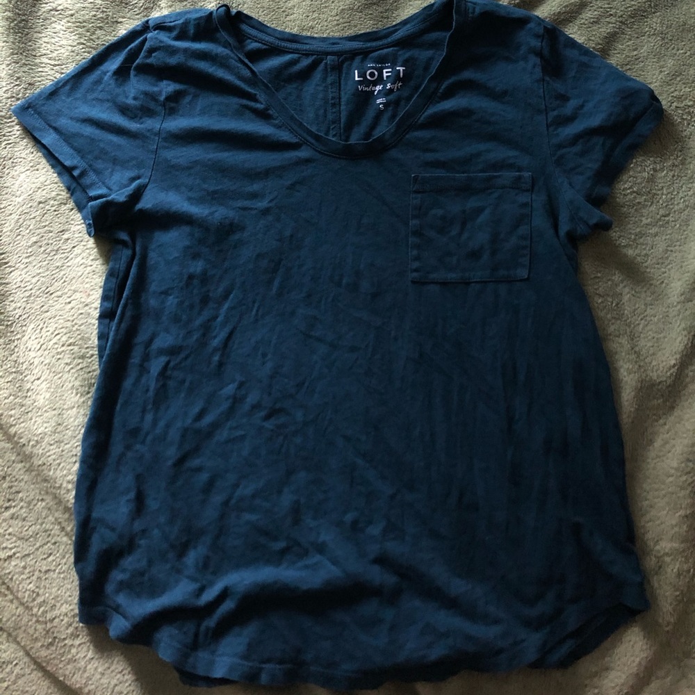 green/blue loft tee, size small